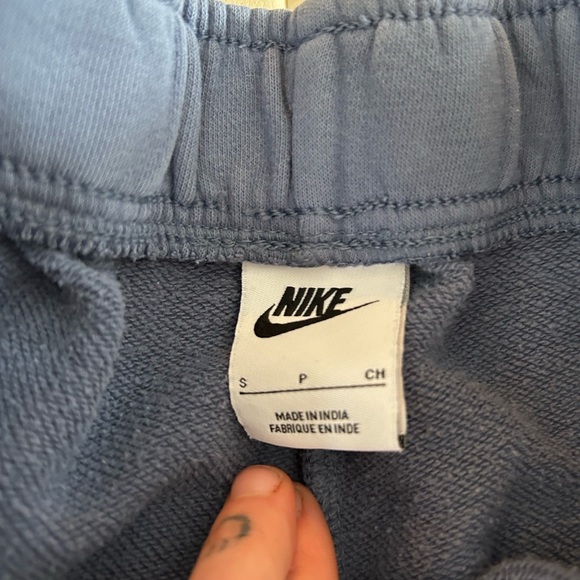 Nike Navy Blue Sweatpants - Picture 2 of 3